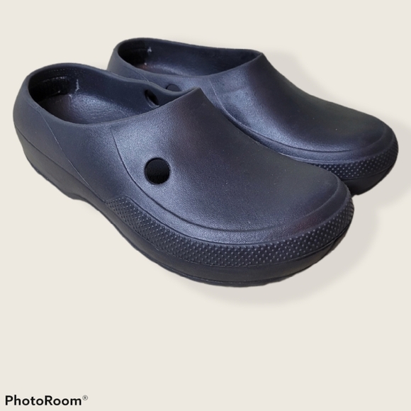 CROCS Blitzen Clog Black - Picture 1 of 6